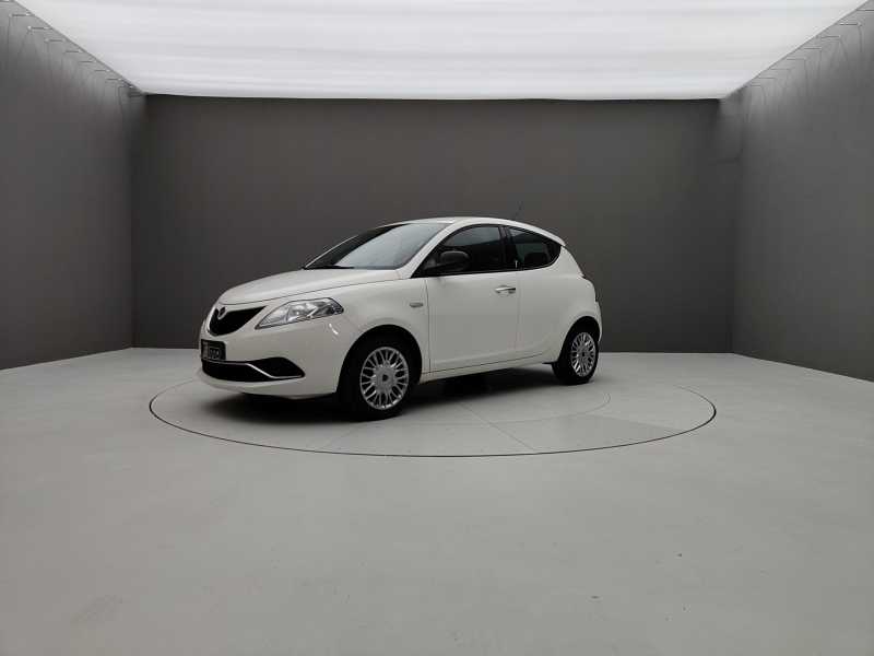 YPSILON 1.3 MJT 95CV SILVER