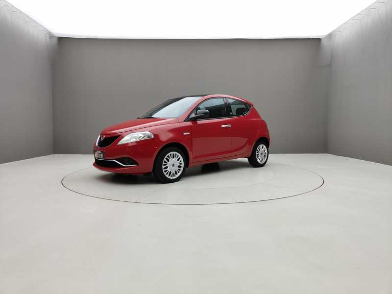 YPSILON 1.3 MJT 95CV GOLD TETTO APRIBILE