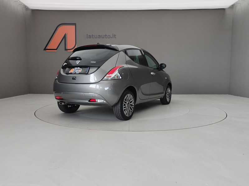 YPSILON 1.0 70CV HYBRID GOLD PLUS