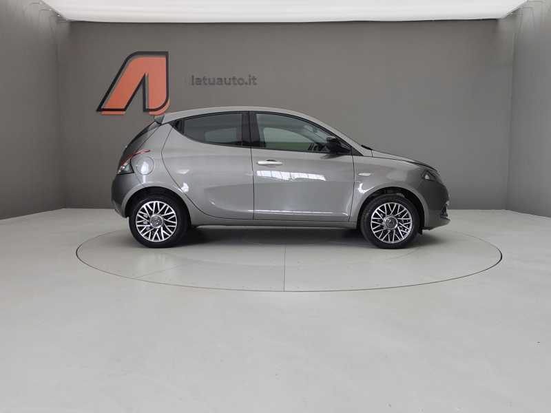 YPSILON 1.0 70CV HYBRID GOLD PLUS