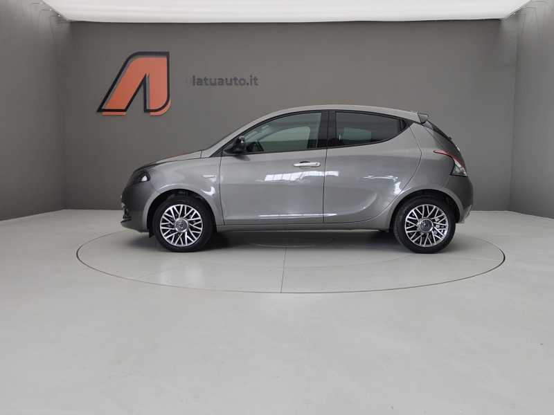 YPSILON 1.0 70CV HYBRID GOLD PLUS