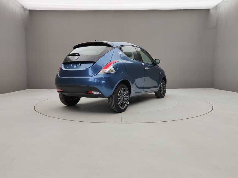 YPSILON 1.0 70CV HYBRID ORO