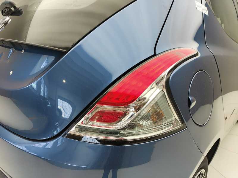 YPSILON 1.0 HYBRID 70CV ORO MY24