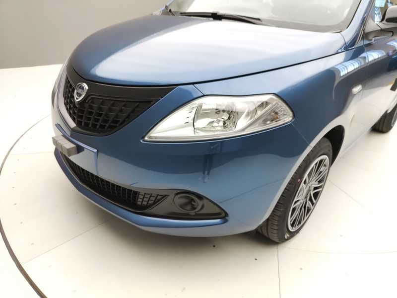 YPSILON 1.0 70CV HYBRID ORO