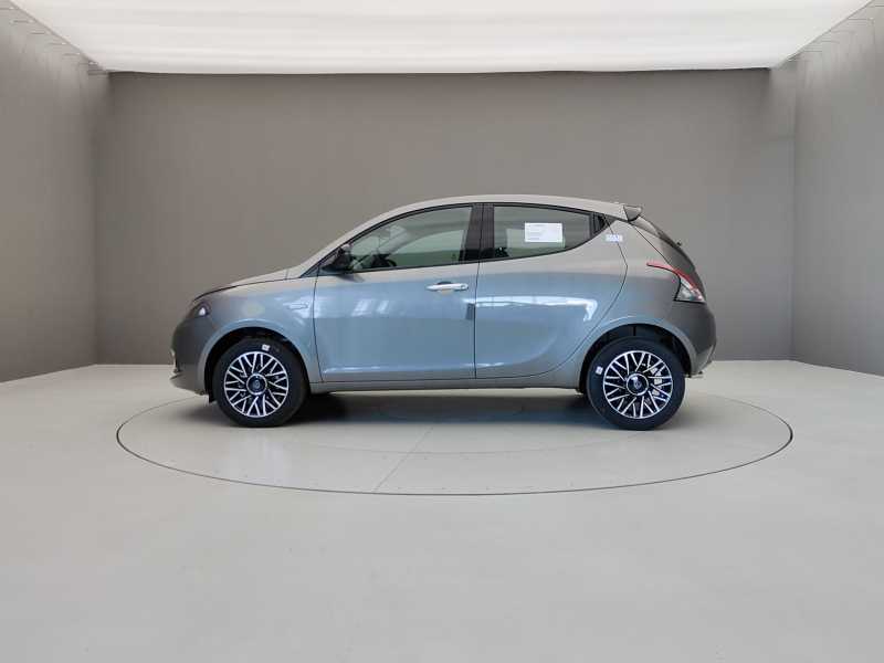 YPSILON 1.0 70CV HYBRID PLATINO