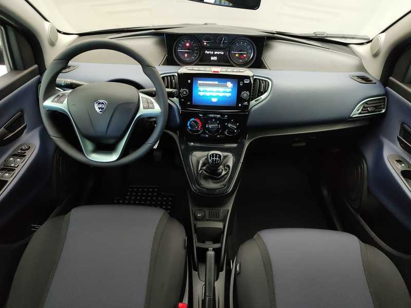 YPSILON 1.0 70CV HYBRID PLATINO