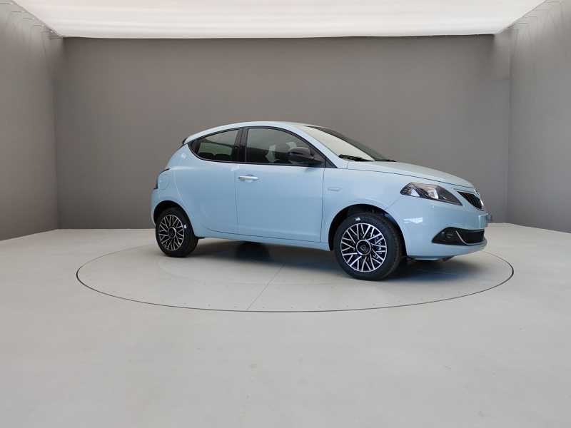 YPSILON 1.0 70CV HYBRID PLATINO 