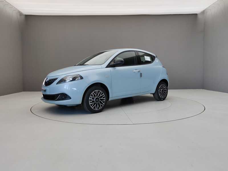 YPSILON 1.0 70CV HYBRID PLATINO