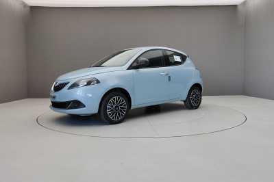 YPSILON 1.0 70CV HYBRID PLATINO